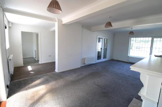 Open-Plan Lounge/Dining Room