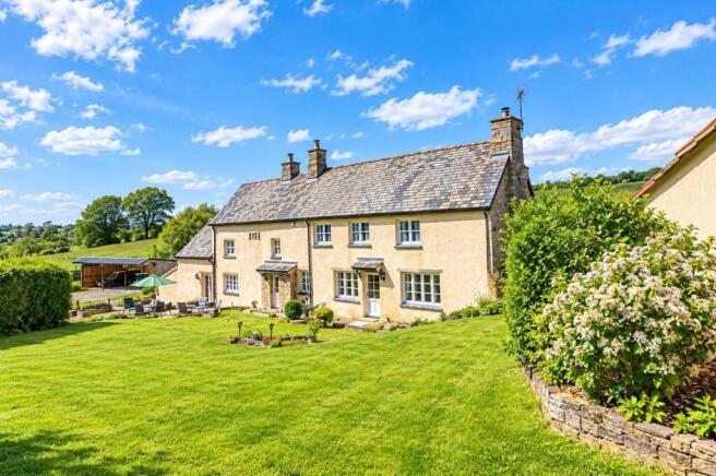 Buskin Farmhouse