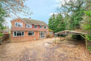 Bridge End, Faris Lane, Addlestone KT15 3DW