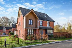 2, Winstones Road, Bristol BS48 3AL