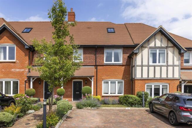 The Farthings, 4 Henderson Crescent, Leatherhead,