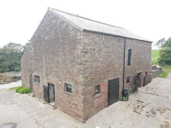 BANK BARN WITH DEVELOPMENT POTENTIAL At Kirklands