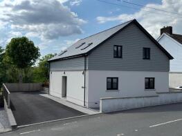 Hen Neuadd, Tirycoed Road, Glanaman, Ammanford SA18 2YE