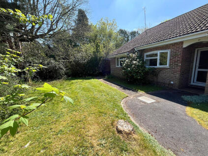 Lipscomb Close, Hermitage