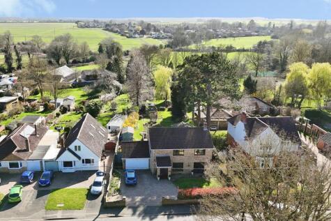 Main Road, Hackleton, Northampton, NN7