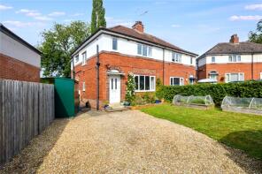 33, Brookside, Collingham, Wetherby LS22 5AL
