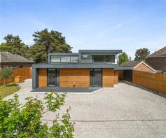 Pine View, Shaw Valley Road, Woodbridge IP12 4SH