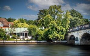Toll Gate Cottage, Henley Bridge, Henley-on-thames RG9 2LW