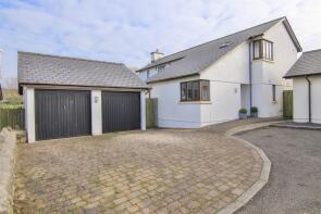 2, Cwrt Llanfair, Cowbridge CF71 7PH