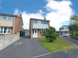 35, Larbreck Avenue, Preston PR4 3ZL