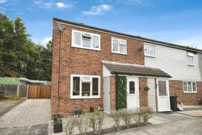 85, Boleyn Way, Boreham, Chelmsford CM3 3JL