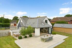 Melville, Bethersden Road, Ashford TN27 8QU