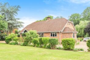 Brookside, Marsh Green Road, Marsh Green, Edenbridge TN8 5QR