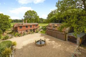 Crofters, East Park Lane, Lingfield RH7 6HS