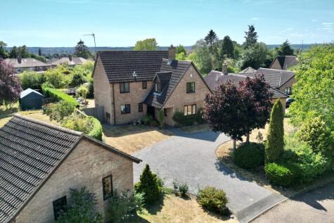 Tiverton Avenue, Northampton, NN2 8LY