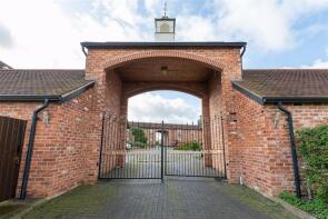 Far Meadow View, Goldsmith Lane, Whitchurch SY13 4AN