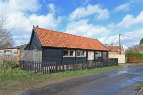 Oak Barn, Holdens Lane, Sweffling IP17 2BW