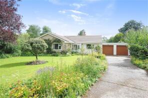 Revelmere, Road Past The Green, Honiton EX14 9HD