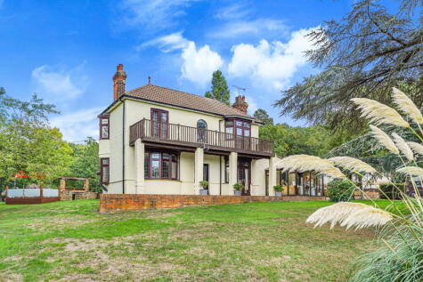 Rhoda Road, Benfleet, SS7 1HZ