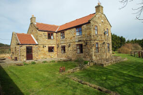 Stonecroft, Lane End Farm, Saltburn Road, Redcar TS11 8AE