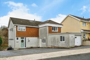 3 Derwen Las, Vale View, Pont Nedd Fechan, Neath SA11 5UN