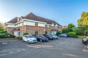Flat 8, 42 Cranbourne Court, Terrace Road, Walton-on-thames KT12 2SE