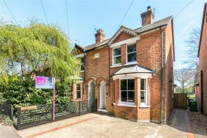 1, Elsmere Cottages, Priory Road, Ascot SL5 8DY