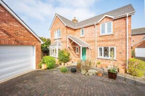 6, Chapel Close, Usk NP15 2EW