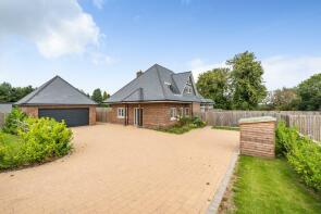 1, Wellingtonia Drive, Crookham Common, Thatcham RG19 8DQ