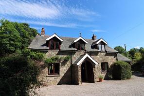 Swn Y Nant, B4233 The White Swan To Trothy Bridge, Abergavenny NP7 8SN