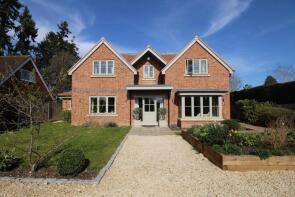Russells, Wood Lane, Kidmore End, Reading RG4 9BE