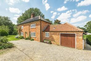 Clare Cottage, Sharrington Road, Gunthorpe NR24 2PB