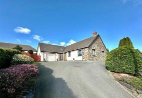 28, West Lane Close, Keeston, Haverfordwest SA62 6EW