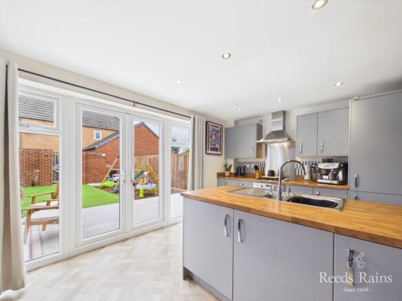 Kitchen/Dining Room