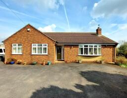 Greenacres, Brigg Road, South Kelsey, Market Rasen LN7 6PQ