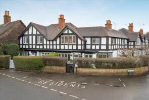 2, Ferry End, Ferry Road, Bray, Maidenhead SL6 2AS