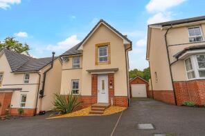 13, John Jobbins Way, Penygarn, Pontypool NP4 8EG