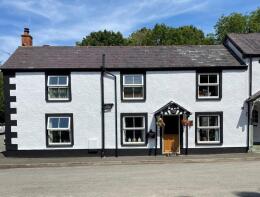 Huntsmans Lodge, Bryn Sion Hill, Mold CH7 5UL