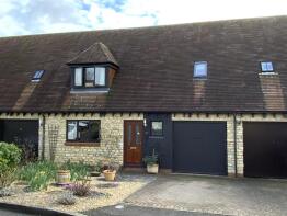 10, Lodge Farm Court, Milton Keynes MK19 7HA