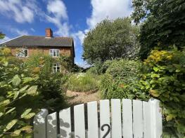 2, Friston Hall Cottages, Red Barn Lane, Saxmundham IP17 1NQ