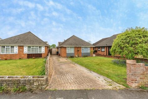Barnsfield Crescent, Totton, Southampton, Hampshire, SO40