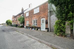 91, High Road, Harleston IP20 0EF
