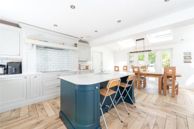 Kitchen/Break/Dining