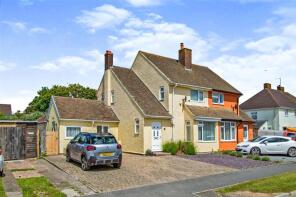 9, Gray Avenue, Manorbier, Tenby SA70 7TR