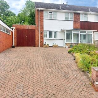 Woodland Close, Albrighton, Wolverhampton, Shropshire, WV7