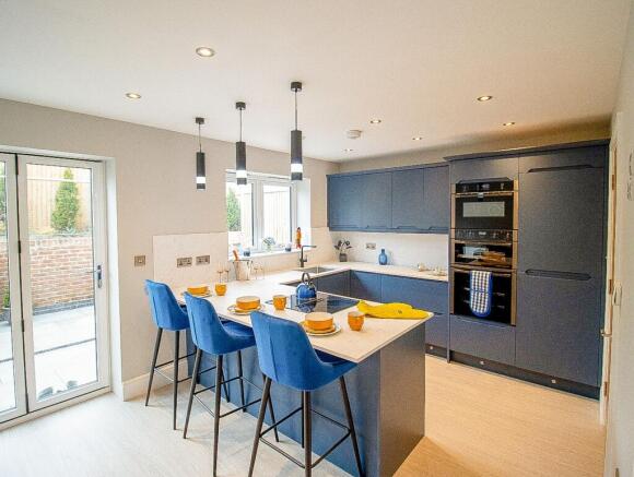 KITCHEN/DINER