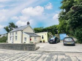 Pen Y Lan, A475 Cwmsychpant, Llanybydder SA40 9XJ