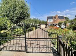 21, Quadring Road, Gosberton, Spalding PE11 4NB