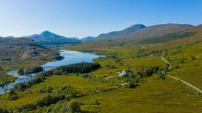 Tanglewood, Poulary, Daingean - Tomdoun - Loch Quoich, Invergarry PH35 4HS