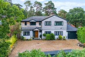 Lyemun, Lodge Hill Road, Lower Bourne, Farnham GU10 3RE